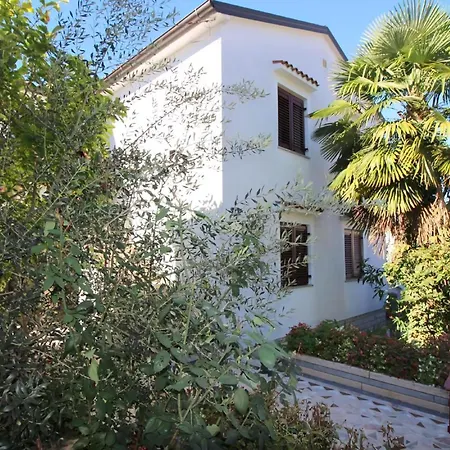 Leticija In Mit Parkplatz Apartmán Poreč